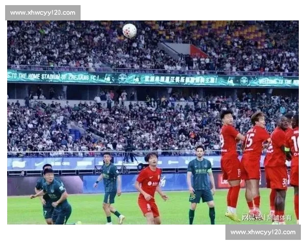 球队积分榜最新动态：各大豪强竞争激烈，排名变化引发热议